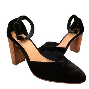 SOLUDOS Collette Black Velvet Ankle‎ Strap Block Heel 10 Gothic Party NWOT